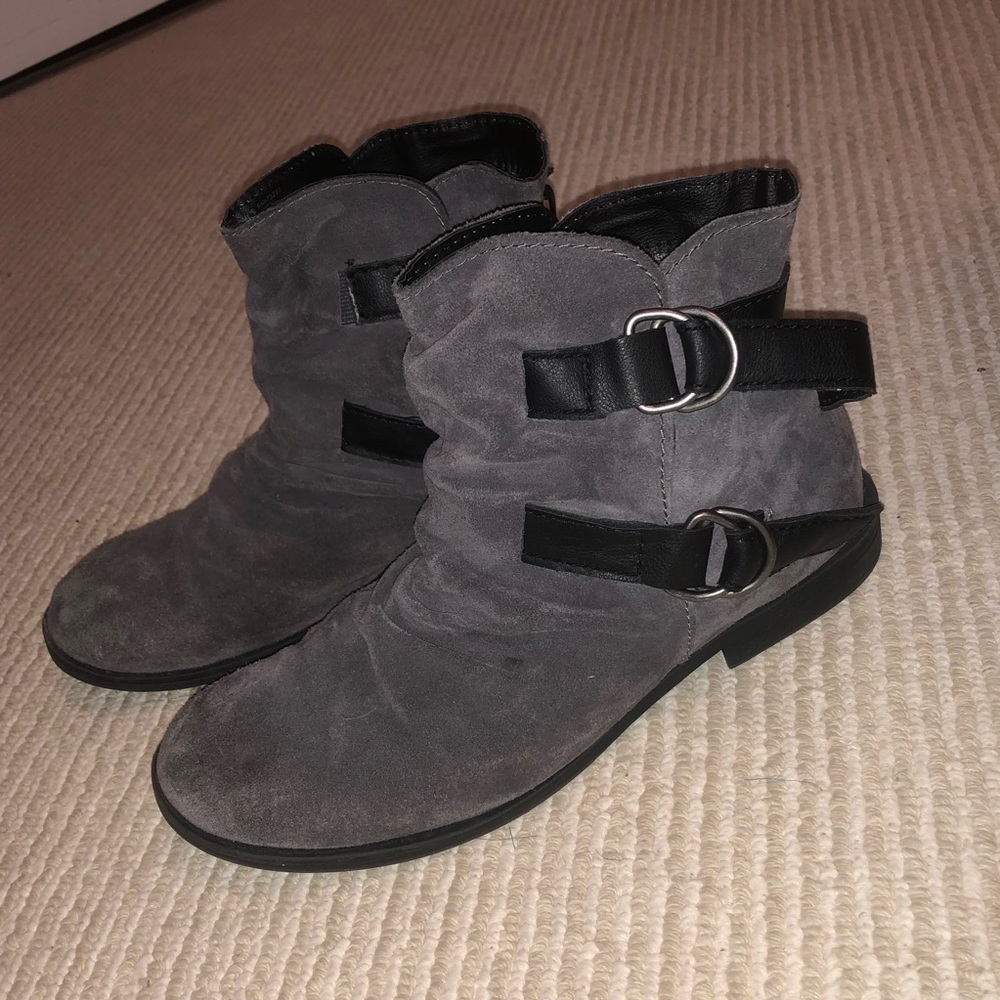 Ankle boots